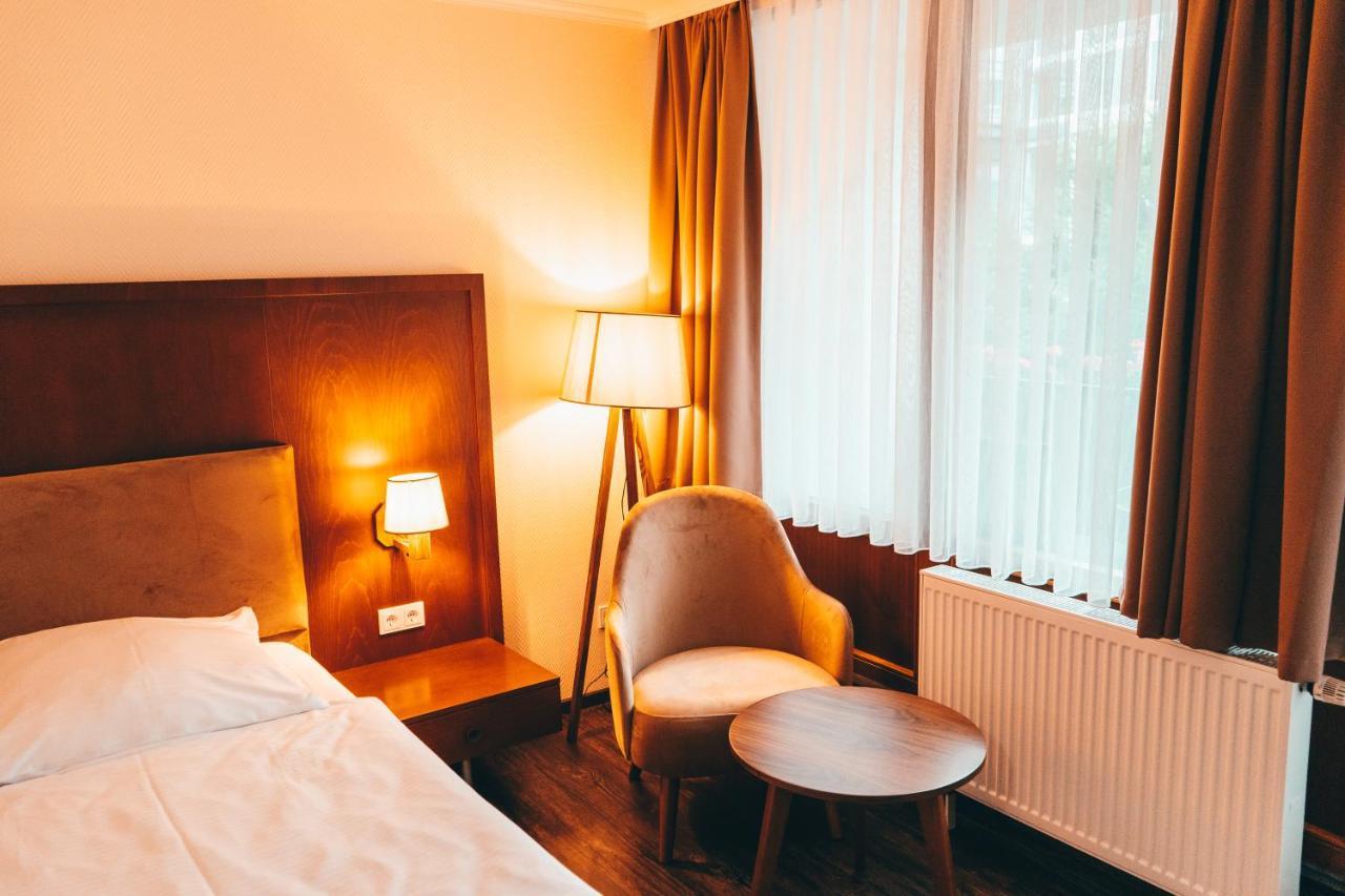 Hotel Lorösch Bad Orb Kültér fotó