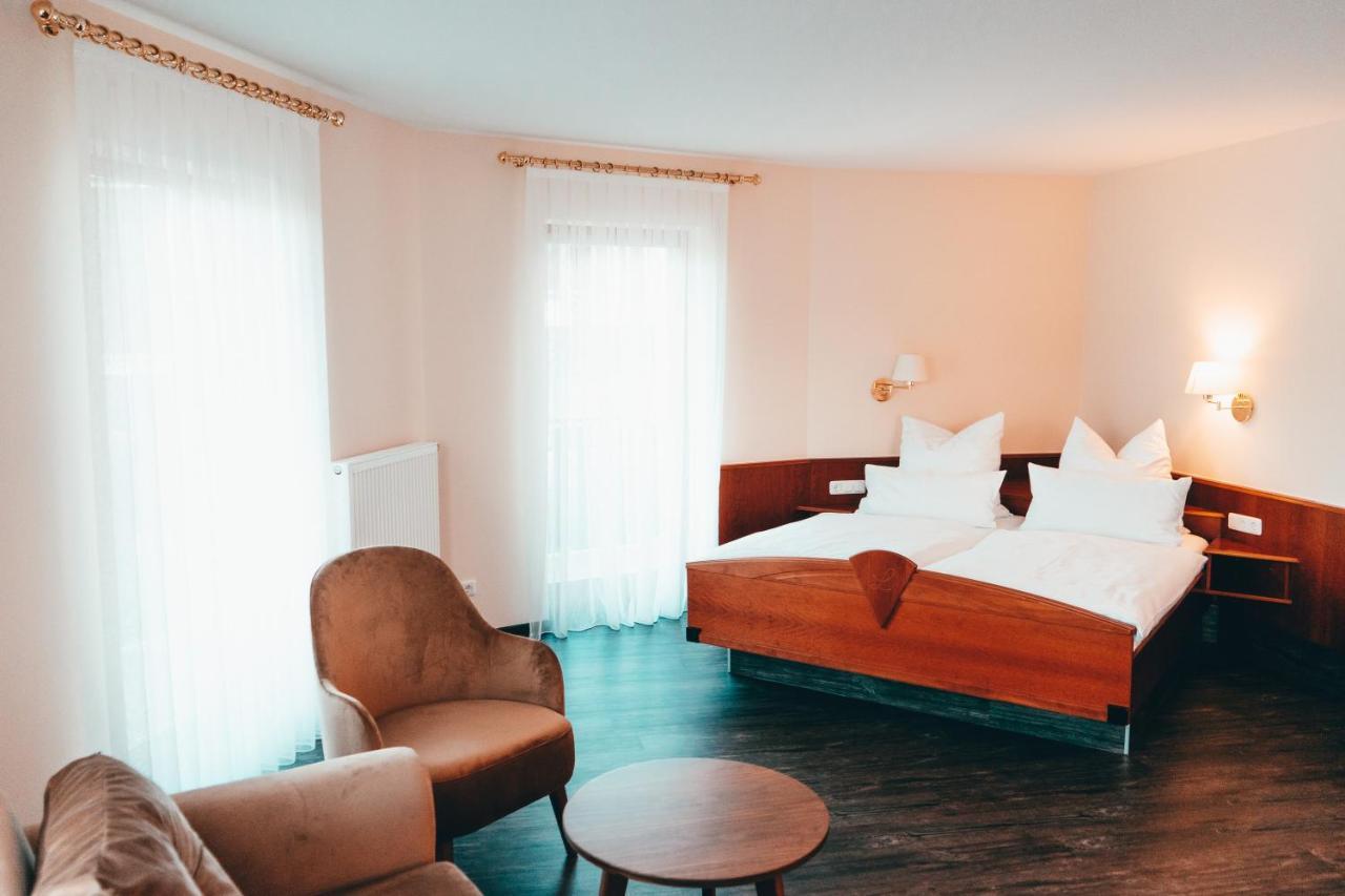 Hotel Lorösch Bad Orb Kültér fotó