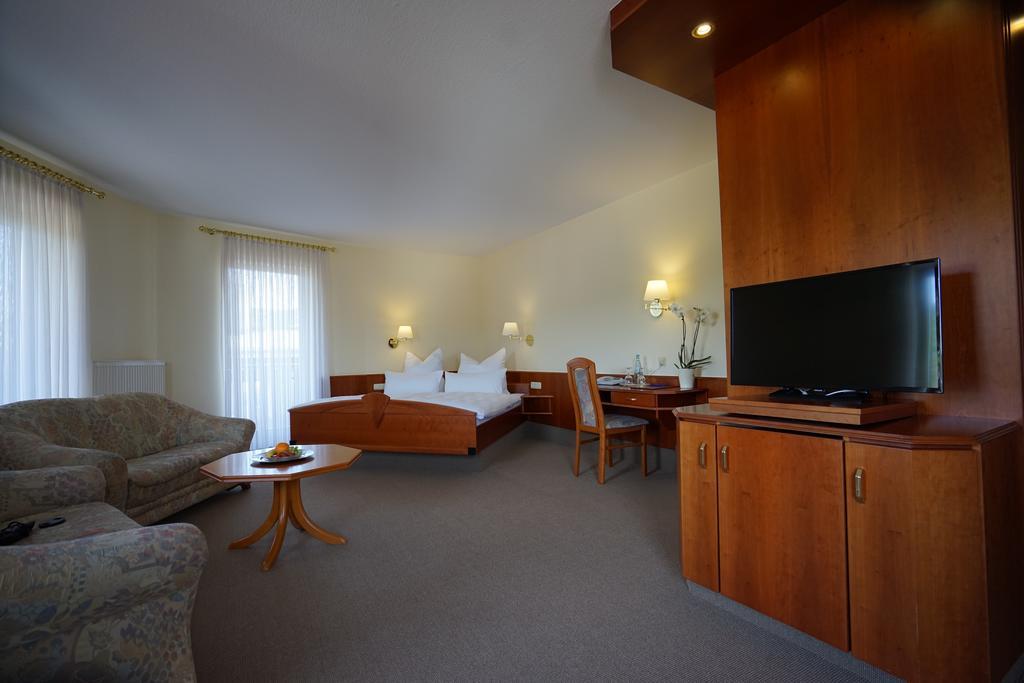 Hotel Lorösch Bad Orb Szoba fotó